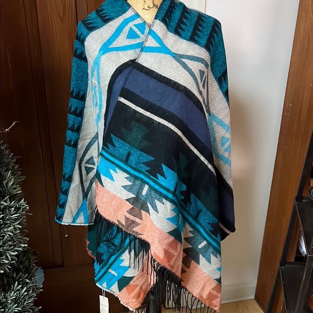Moss Rose Multicolor Geometric Patterned Poncho